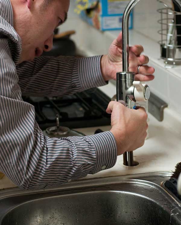 Soren Mobile Detailing Professional at work in Lowell Indiana